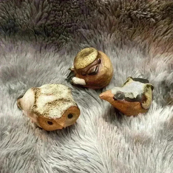 Set of three Small Figurines by  Tremar Pottery - Picture 12 of 15